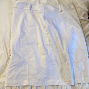 White worthington zip up skirt